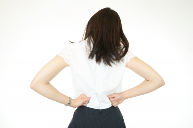 腰痛に悩む方のイメージ 金町の整骨院・鍼灸 オレンジ整骨院グループ